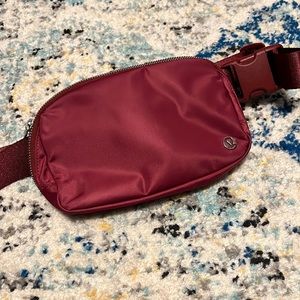 Lululemon Everywhere Belt Bag **Wine color not sold anymore